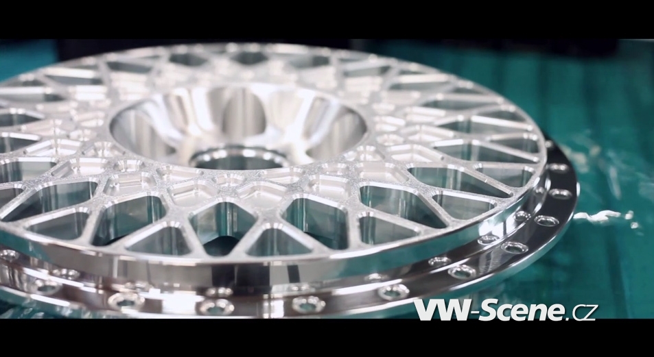 HRE kola s více než 30-ti letou zkušeností