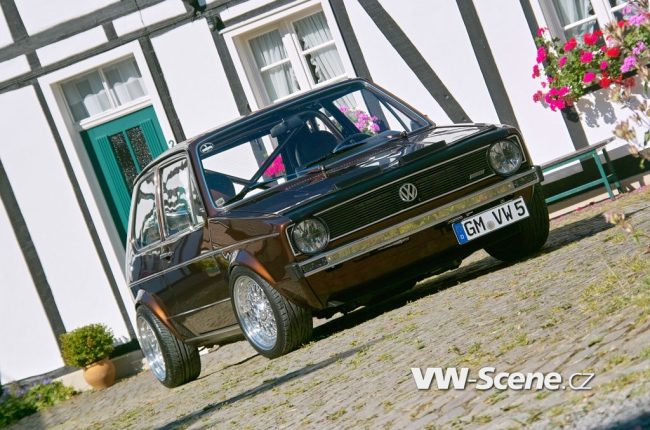 VW Golf I Chocolate Brown 1983