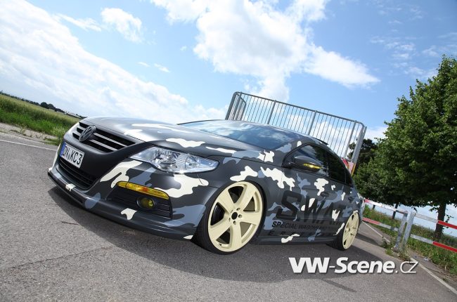 Maskovaný Volkswagen Passat CC