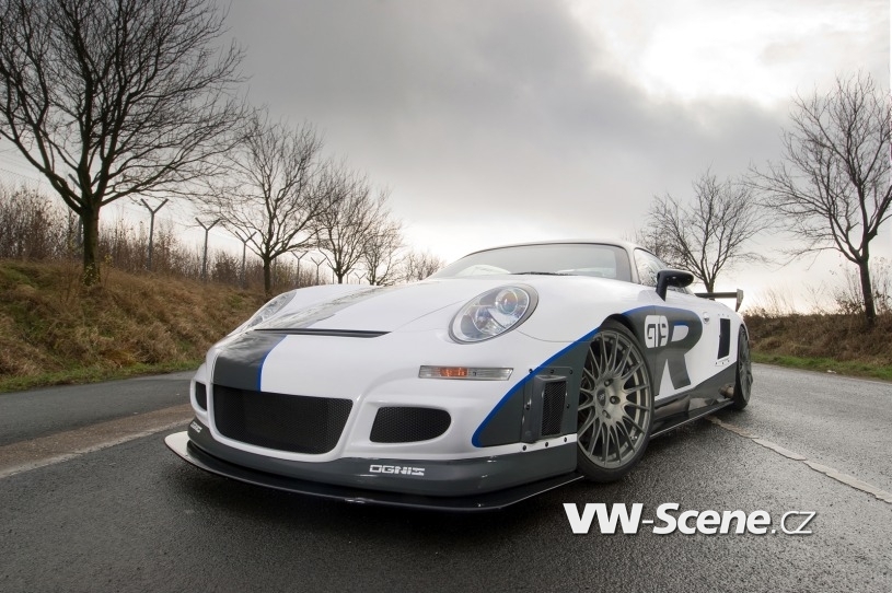 Šílená přestavba Porsche 911 Turbo – 9ff GT9-R