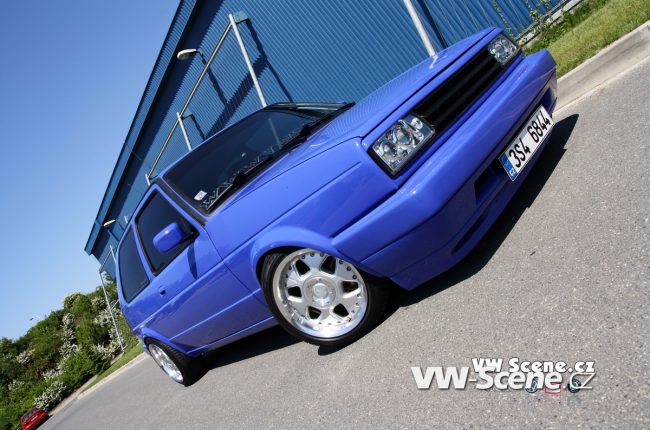 VW Golf GTI šestnáctiventil