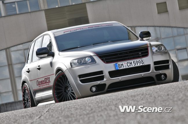 VW Touareg W12 Sport Edition od CoverEFX
