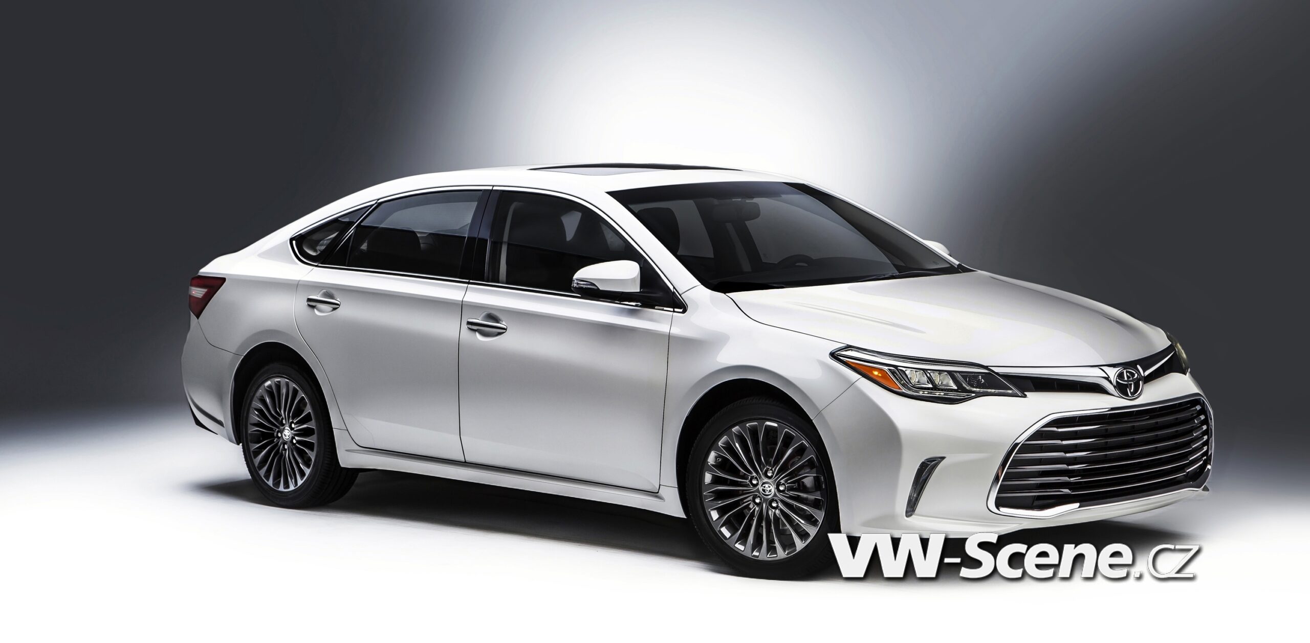 Toyota Avalon pro rok 2016