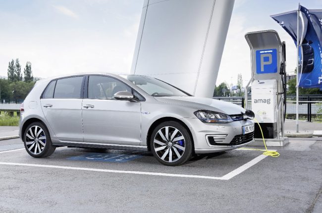 Volkswagen Golf GTE byl zvolen Ekologickým autem roku v rámci ankety Auto roku 2016