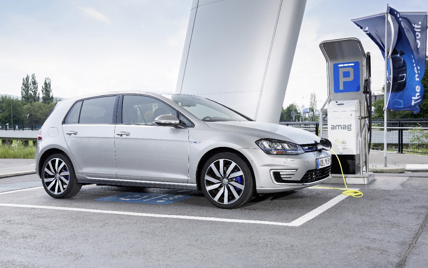 Volkswagen Golf GTE byl zvolen Ekologickým autem roku v rámci ankety Auto roku 2016