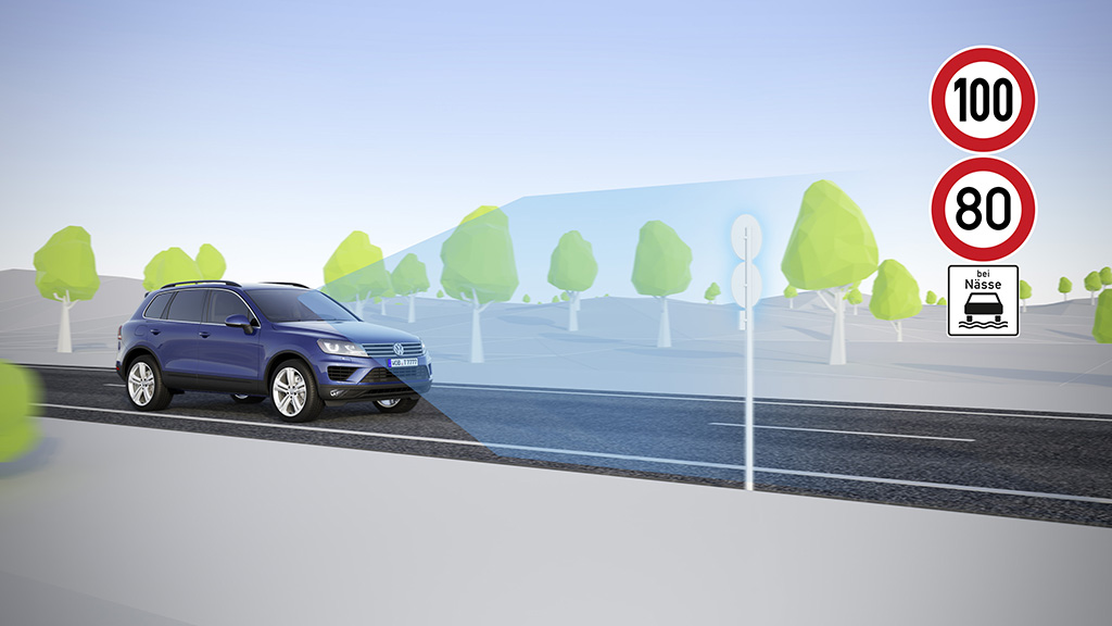 Asistent pro rozpoznávání dopravních značek poskytuje aktuální informace v reálném čase