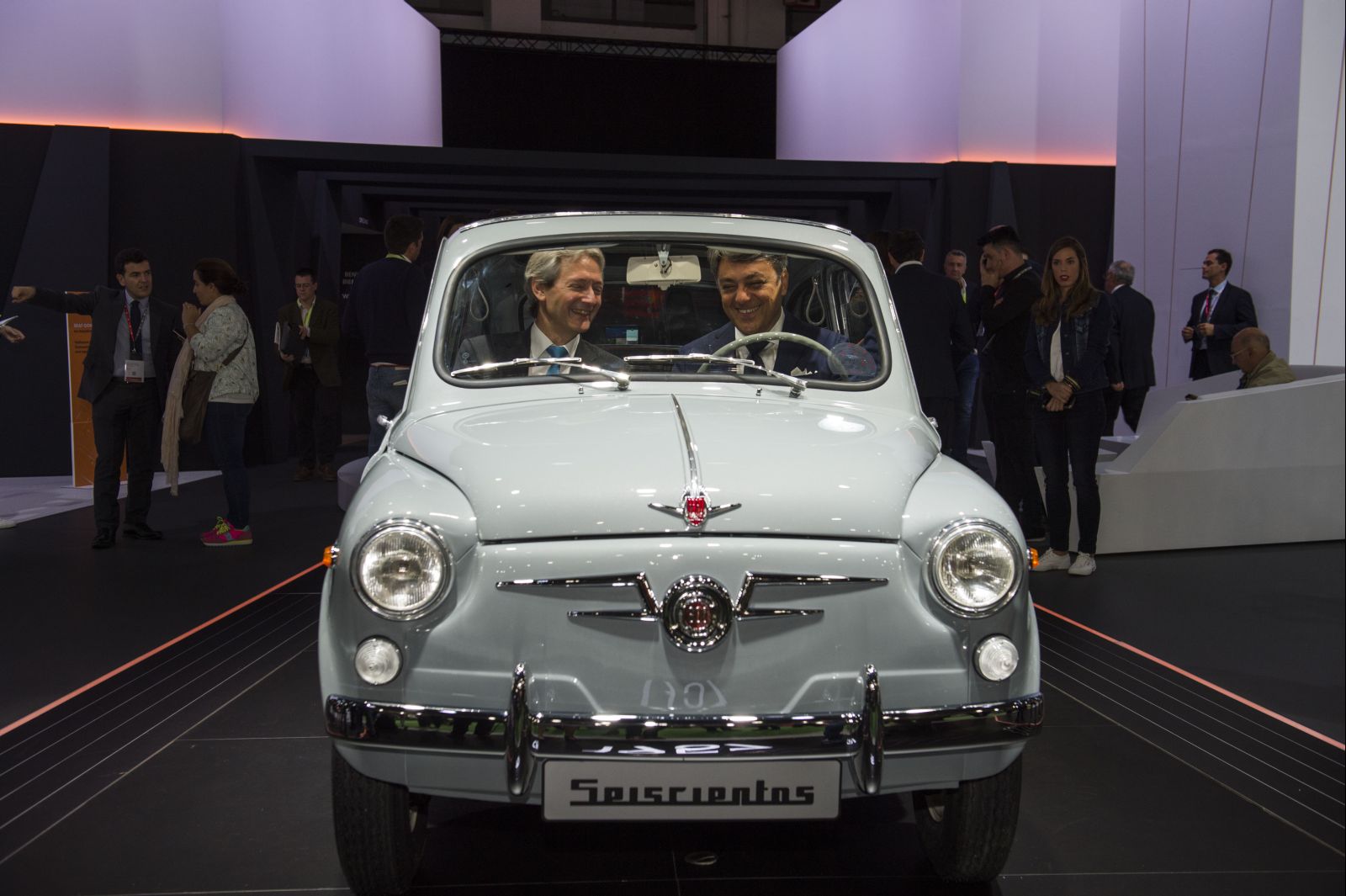 SEAT a Saba podporují výstavbu „ekosystému“ síťově propojeného vozu