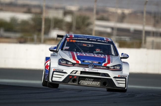 Volkswagen Golf GTI TCR zvítězil ve své třídě ve 24h závodě v Dubaji