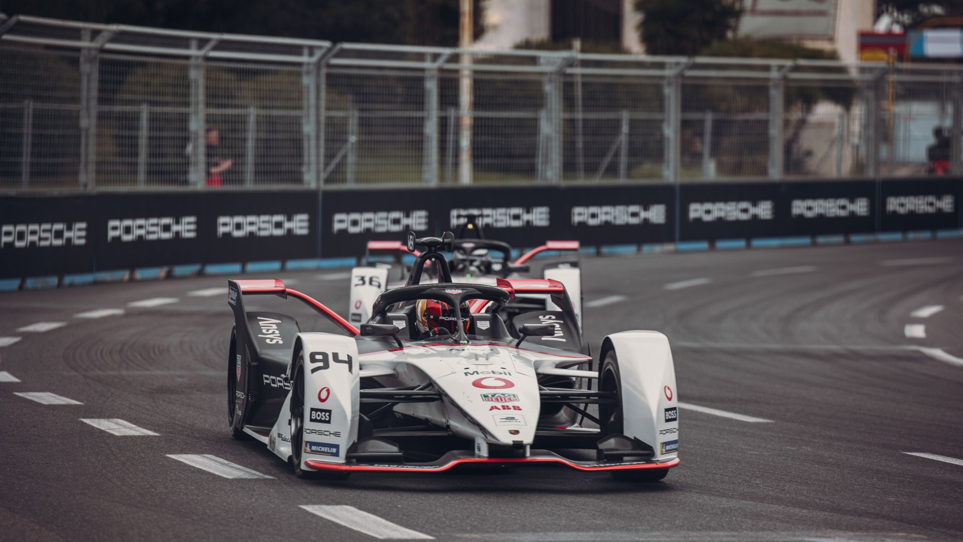 Dvě Porsche 99X Electric připravena na debutový závod Formule E v Indonésii