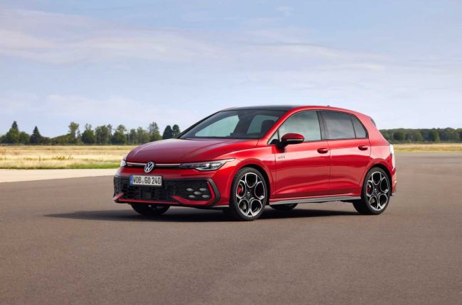 Volkswagen zahajuje předprodej nového a výkonnějšího modelu Golf GTI a na Nürburgringu oslaví 50 let Golfu světovou premiérou modelu Golf GTI Clubsport