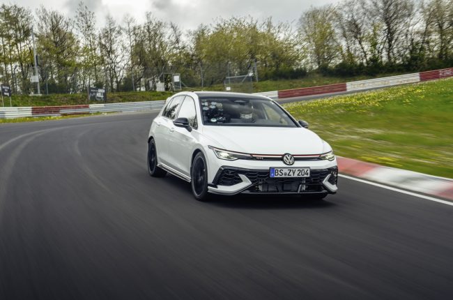Nový VW Golf GTI EDITION 50 je nejrychlejší sériově vyráběný Volkswagen na Severní smyčce